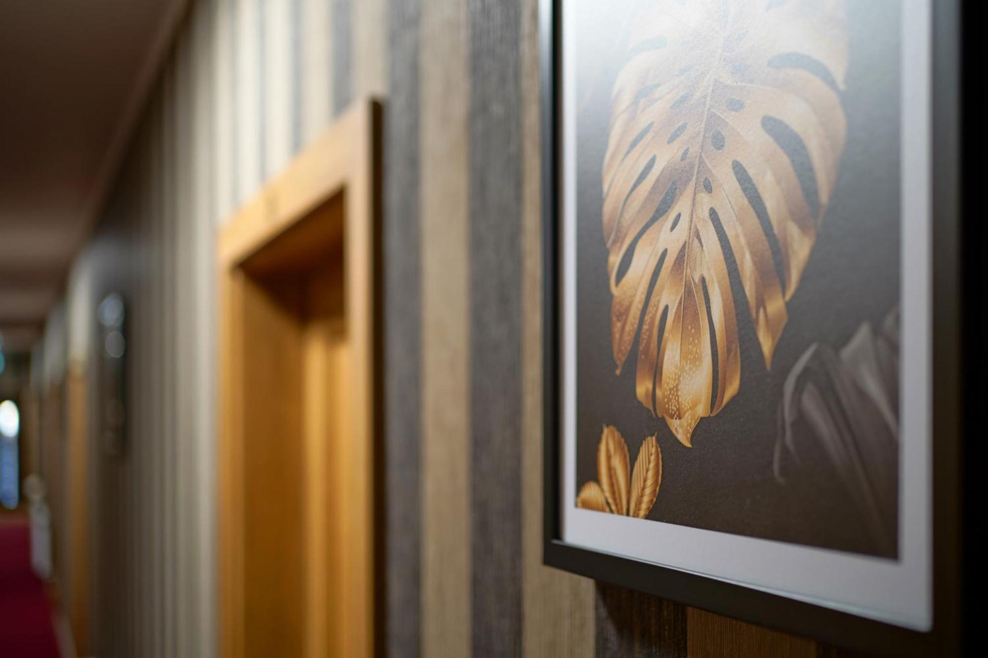 Apartments Alkantara Хшанов Екстериор снимка