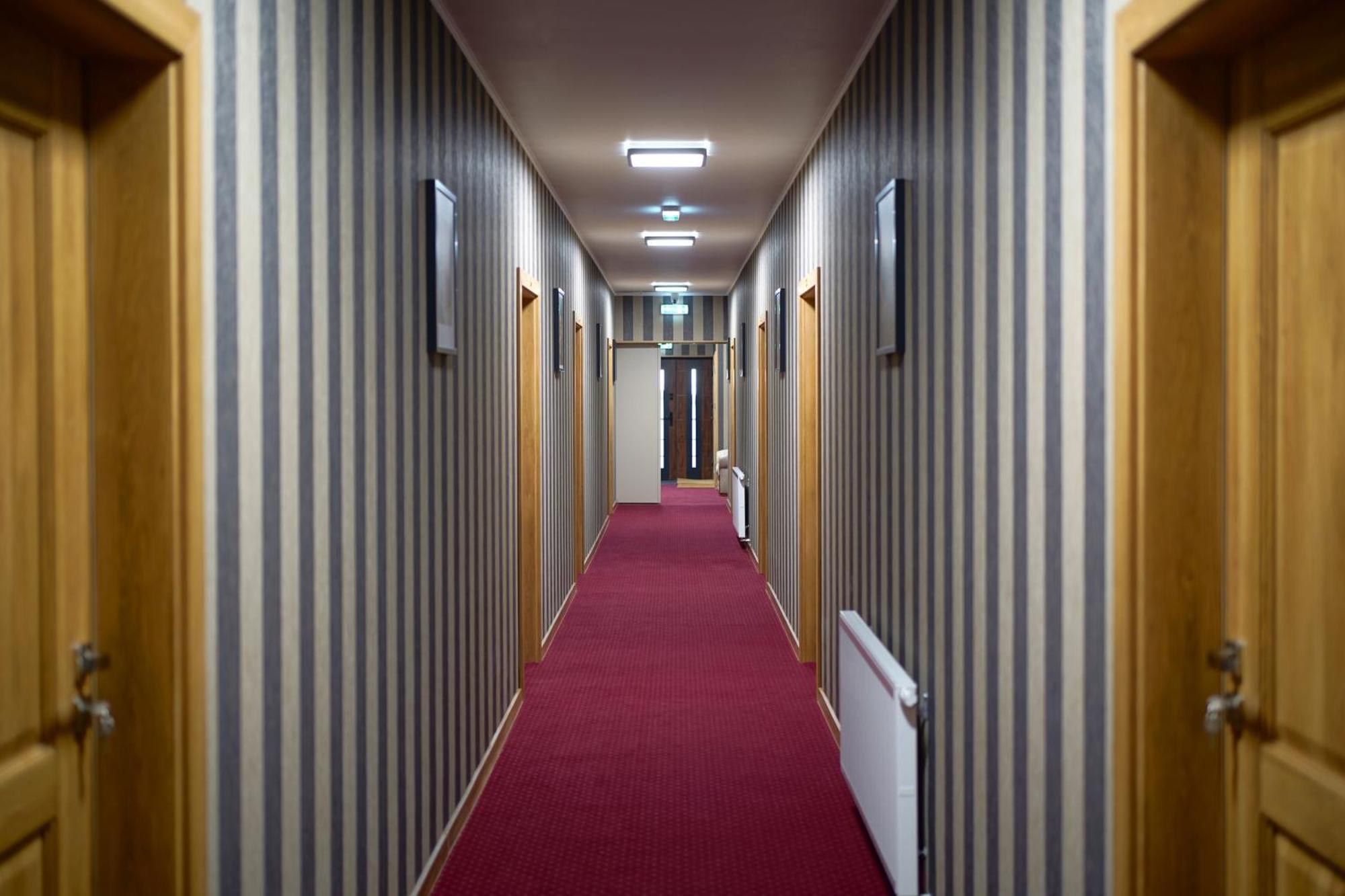 Apartments Alkantara Хшанов Екстериор снимка