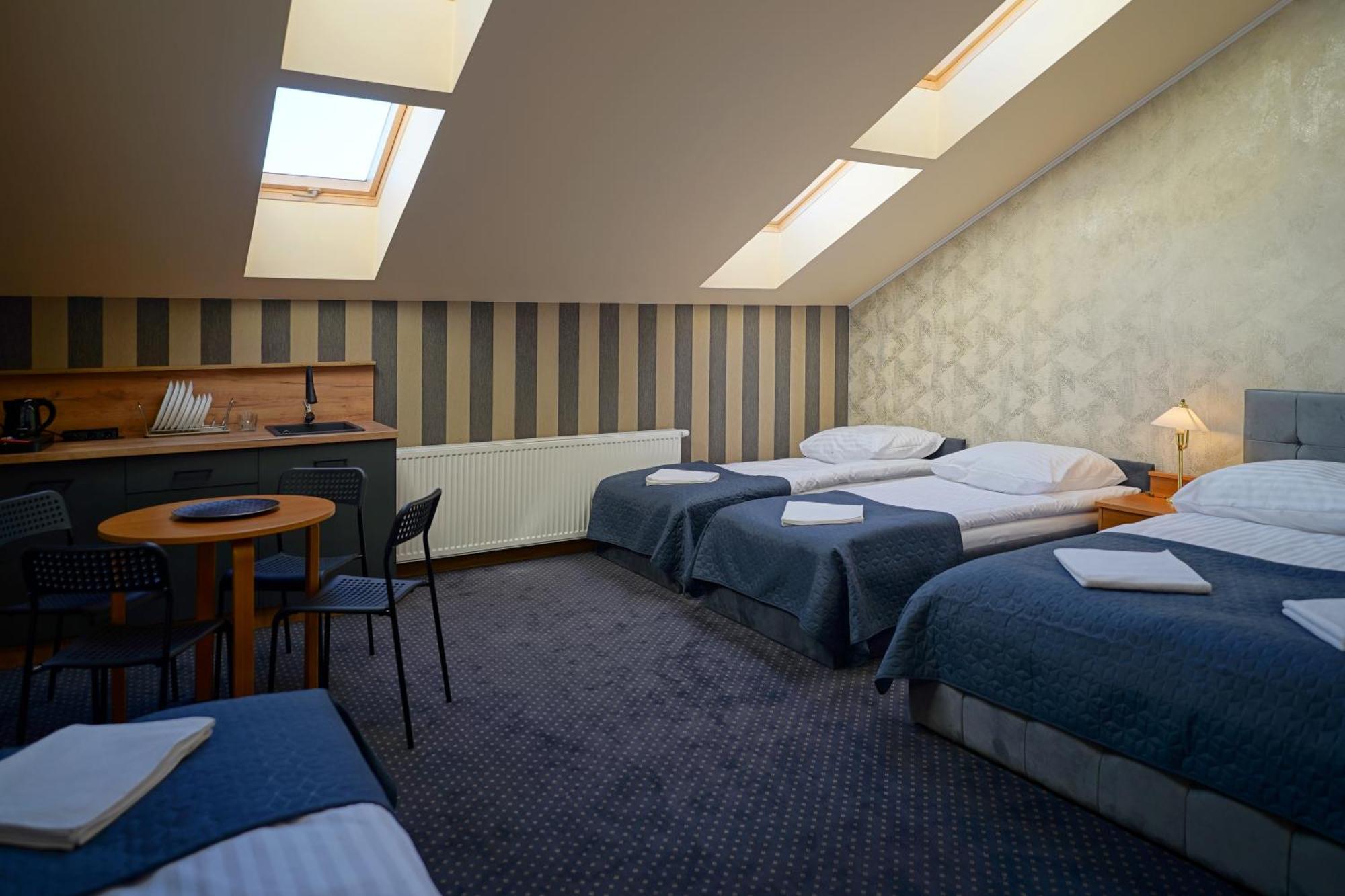 Apartments Alkantara Хшанов Екстериор снимка