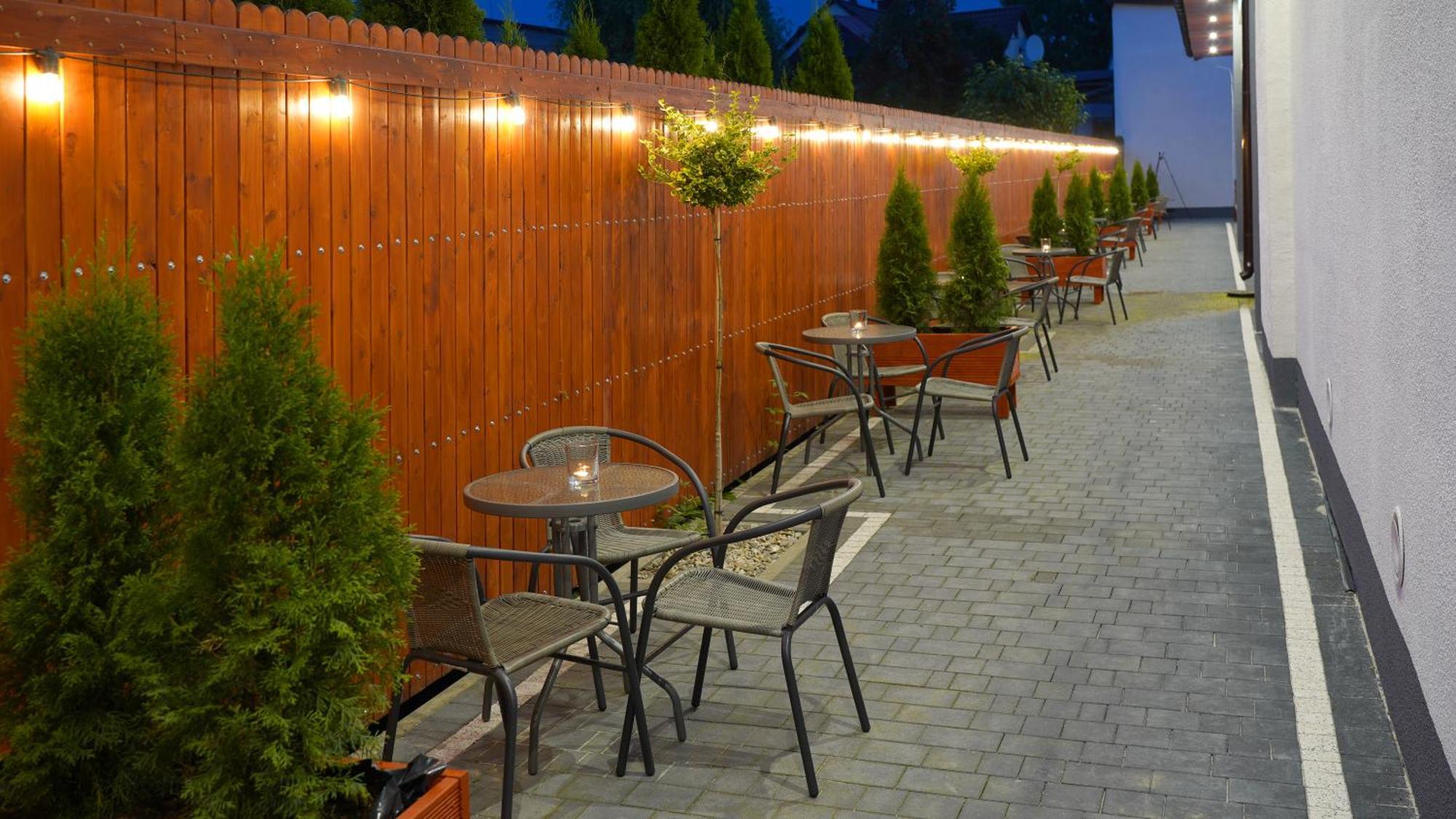 Apartments Alkantara Хшанов Екстериор снимка